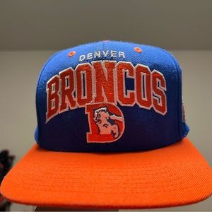 Denver Broncos SnapBack hat - Mitchell & Ness